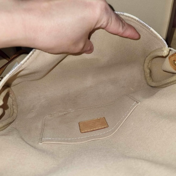 SOLD Authentic Favorite MM Azure - Picture 9 of 9